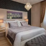 Vip 4*