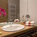 Vip 4*