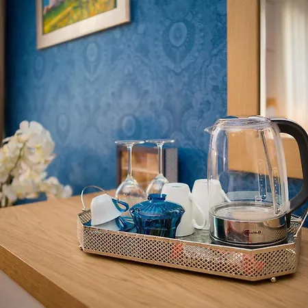 Vip Couette-café 4*