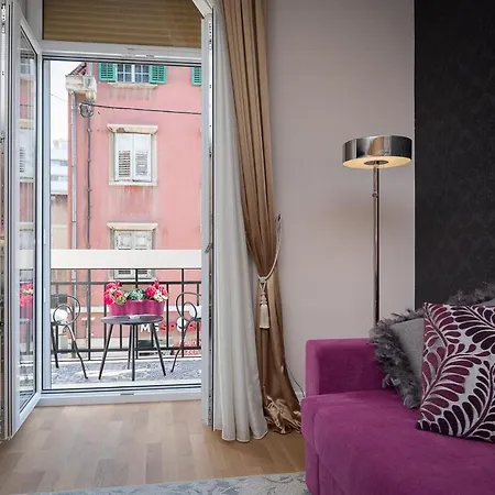 Vip Couette-café Split