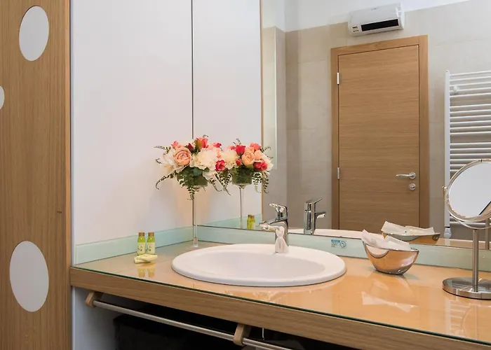 Vip Bed and Breakfast 4*