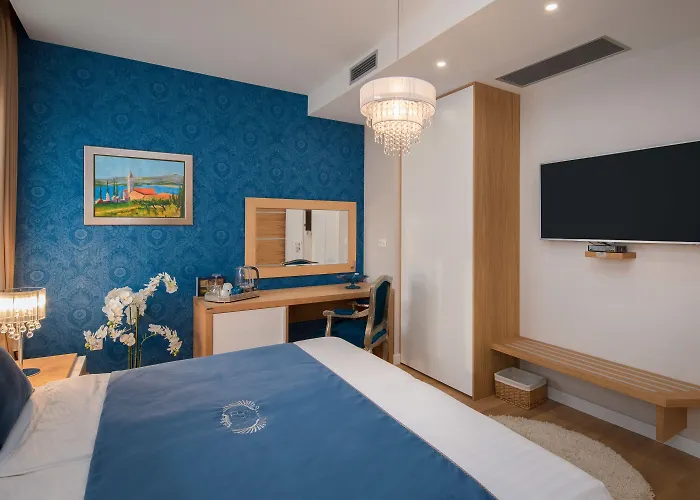 Vip Bed and Breakfast 4*